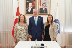egeli-akademisyenden-gebelik-sonrasi-depresyon-riskinin-azaltilmasina-yonelik-proje.jpg