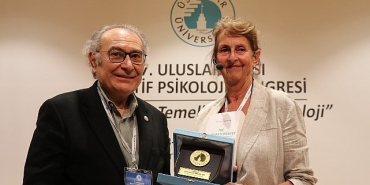 negatif-dusunce-pozitiften-7-kat-daha-guclu.jpg
