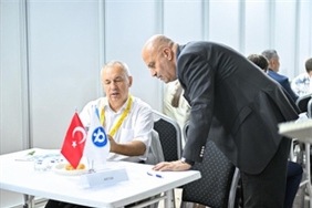 izmir-temiz-enerji-alaninda-uluslararasi-bulusmalara-ev-sahipligi-yapti.jpg
