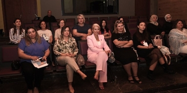 osmangazide-kadinlar-menopoza-karsi-bilgilendirildi.jpg