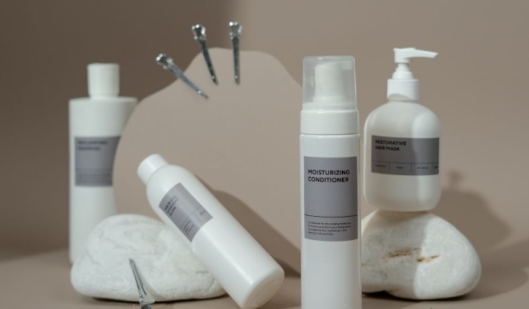 Saç, Makyaj ve Göz Makyajında Toptan Alışverişin Avantajları