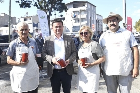 osmangazi-belediyesinden-vatandaslara-salca-destegi.jpg