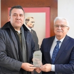 burhaniye-belediyesinden-yerel-uretime-tam-destek.jpg