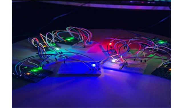 Gençler için ücretsiz Arduino atölyesi