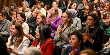 bornovada-endometriozis-farkindaligi.jpg