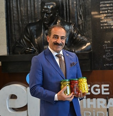 dunyanin-tursusu-izmirde-kuruldu.jpg